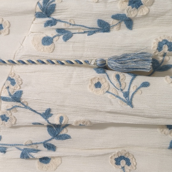 Blue and White Embroidered Floral Dress - Picture 3 of 6